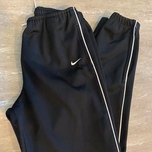 Nike Youth XL (18-20) Black Training/Warm-Up Pant